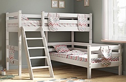 Кровать Соня вариант 8 угловая с наклонной лестницей Белый полупрозрачный в Кирзе - kirza.mebel54.com | фото